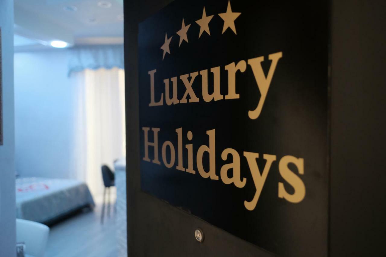 Luxury Holidays ナポリ エクステリア 写真